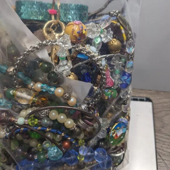 Jewelry Lot 4+ lbs 1122 Wearable Sellable Mystery Lot Free Shipping - Picture 3 of 7